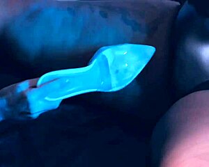 damn these latina feet toes heels need my tongue lickin suckin gaggin deepthroat domination!!