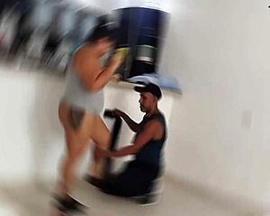 Gym big ass babe comes over for hard pounding