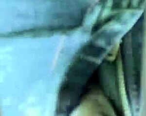 Jungle quickie: Desi brother bends tight sister over for raw pussy pounding?