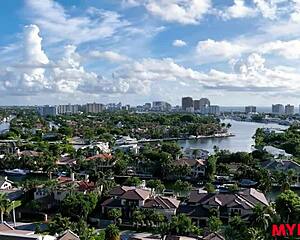 yo this oriental maid deepthroats masters while folding laundry in her uniform 👅🧺
