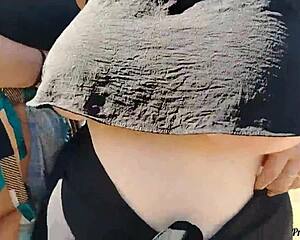 Madrasta e enteada FLASHING legs in garden PUBLIC sunbath, comment for more vids