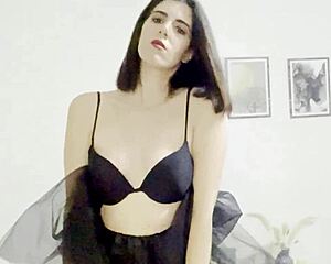 esta madurita french milf loves teasing her huge homemade bisexual boobs