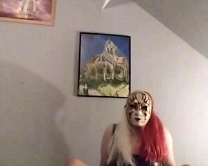 lily kig crossdresses in sexy update vid with trans action