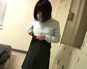 Ever wonder how slim japanese office girl gets seduced to mmf double creampie?