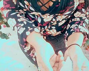 dude i pay 200 bucks to this big ass latina teen in park she rides cowgirl outdoors