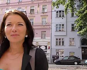 guy pays cute tourist cash for hot fuck at his place