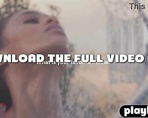 stunning scarlit scandal shows off her big ass and sexy exposed body