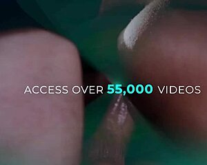 Lauren Phillips as taboo stepmom seduces with huge tits in milehigh family play