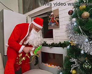 ho ho ho monika fox gets anal fucked by santa with squirt cum 🎅💦🍑