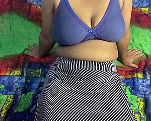 Step Brother Ravages Step Sister's Wet Indian Pussy in Quick Hindi Fuck Session