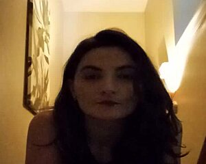 mollyjanexxx update 4 backstage as she tries explaining her housewife routine aug 15