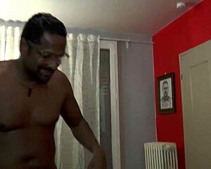 Young Coed Swallows Big Black Cock Cumshot In Wild Casting