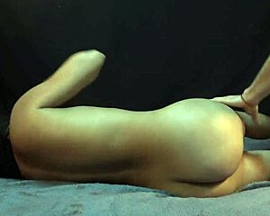 mmm just kissing her curves 😍 smelling that sweaty body all over... so hot!