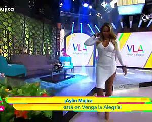 aylin mujica flashes marked nipples huge ass in tight miniskirt upskirt tease