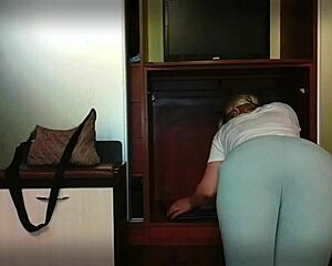 Perky Mummy Craves Thick Protein Load for Breakfast Surprise