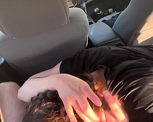i met this 18 year old tinder date and she gave me the sloppiest throat ever in my car