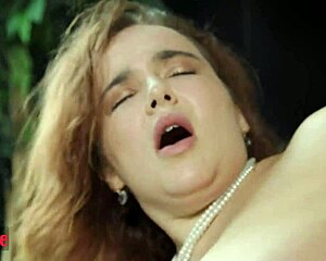 Ever seen a curvy babe slam her juicy ass down on that big throbbing cock in dog house and ride till she squirts stars?