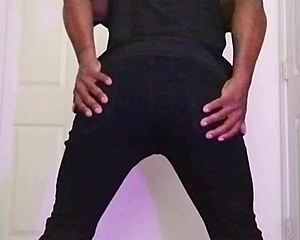 wanna stretch this ass with me during workout joi? join free now