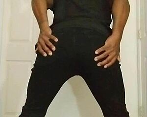 wanna stretch this ass with me during workout joi? join free now