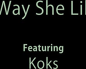 Live Barely Legal 18-Year-Old Teens Compete in Hardcore Blowjob and Doggystyle Fucking Game