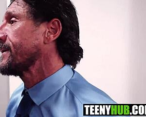 Hey, professor Tommy Gunn catches Jill Taylor and Julia James skirt up, ends up fucking both in class!
