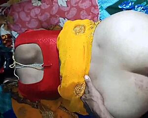 Daughter-in-law bursts into father-in-law's room for dirty Hindi talk sex