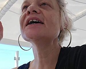 seeking cruise stranger to pound my wet pussy hard