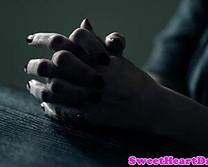 amateur les gets pussy licked and fingered