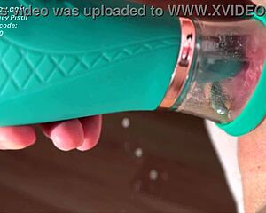 oh baby look at my swollen clit squirting hard on vibrator
