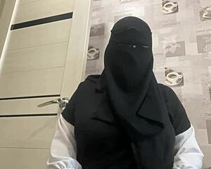 watch this syrian milf rub her wet panties over that hairy pussy solo