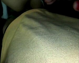 Nail polish dude rams creampie deep in latina homemade anal?
