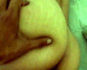 damn my hairy pussy looks so tight on this 18not20 cam wanna see it gape?