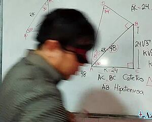 teaching this brown-eyed nerd student sexual math in bedroom