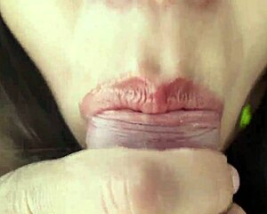 i sucked neighbor then missionary cumshot so passionate!!