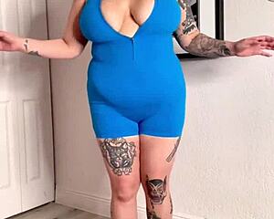 i can't stop staring at these huge chubby latina boobs during workout