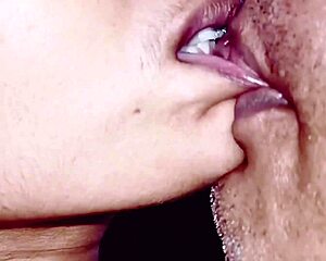 Hot kissing and pussy licking with stepsister before fucking