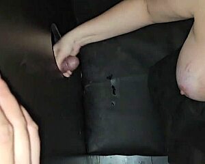 Glory hole - safadeza na cabine - transei gostoso com um pau grande do moreno