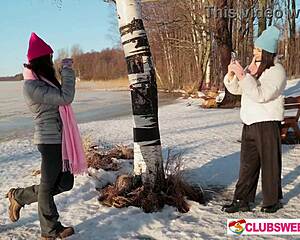 cold crispy day just perfect for selfies and eating pussy at clubsweethearts