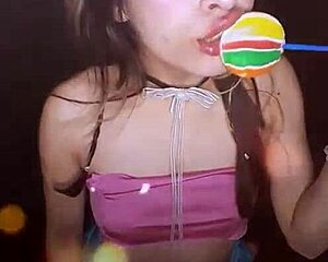bonneyuwu enjoys sucking candy at 11 46
