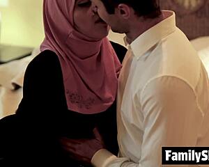 daddy pulls out his dick for horny muslim stepdaughter