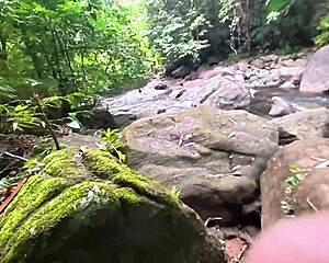 desi milf has risky outdoor sex