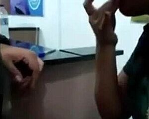 Morena Novinha 18 Anos Giving It In Front Of Cuckold Husband Amador Parte 8