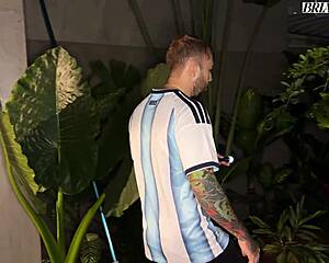 Alejandra palacios caught outside and fucked hard with brian evansx