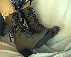 milf enjoys boots fetish in kinky session