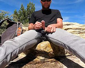 pissing my jeans and jerking off out in the desert