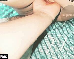 She cums early fingering her tight shaved pussy 😩💦